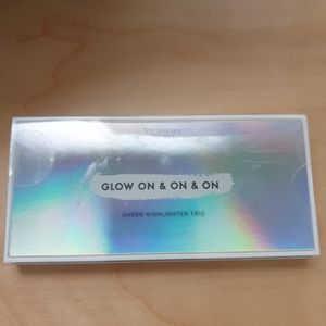 Victoria's Secret Cheek Highlighter Trio